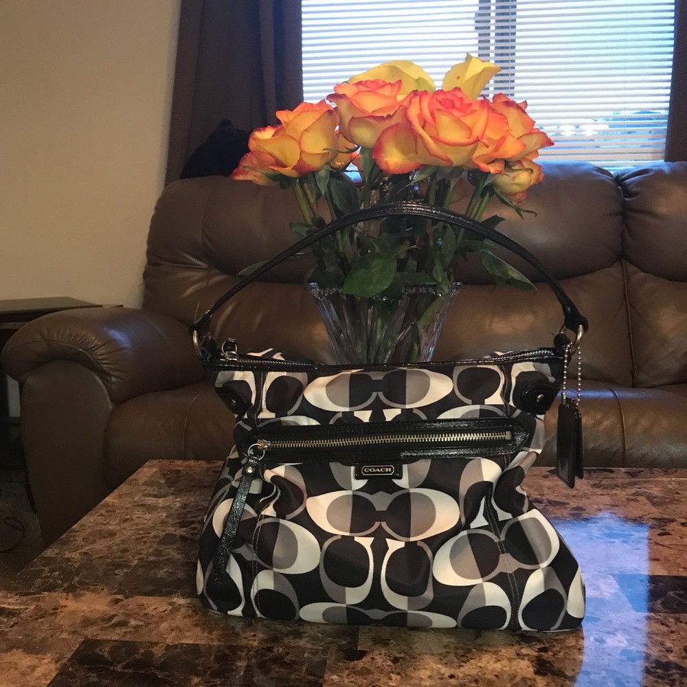 **COACH SHOULDER BAG** MATCHING ACCESSORIES 4 SALE